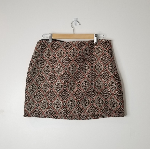 H&M Dresses & Skirts - H&M Tribal Print Underlined Mini Skirt
